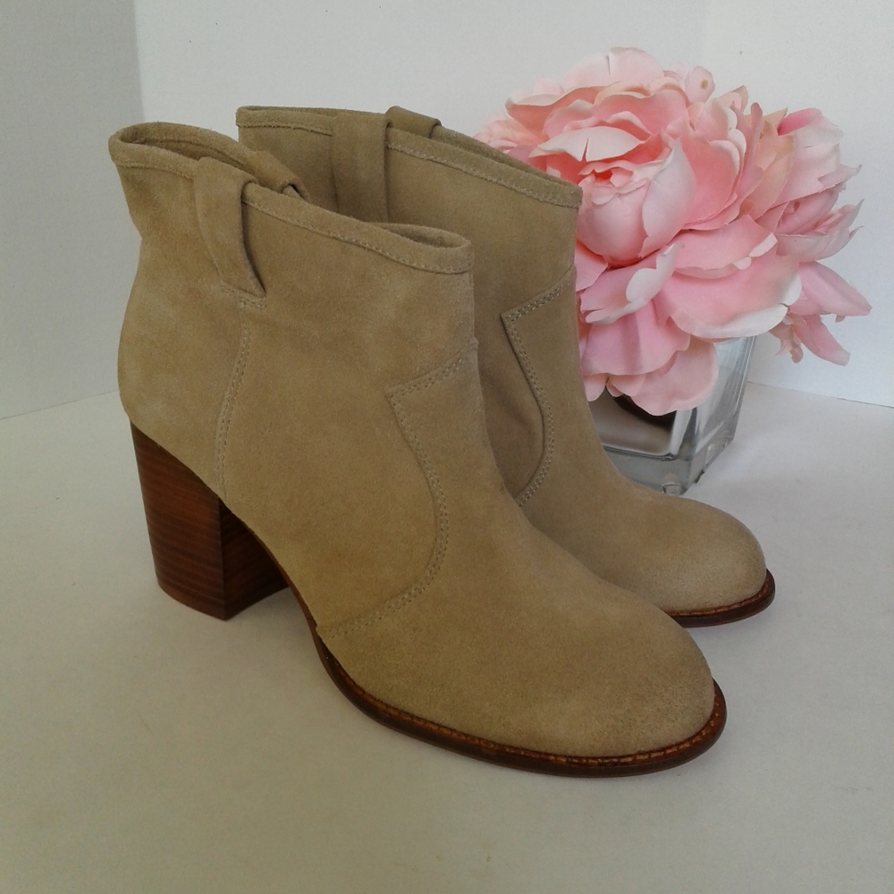 Splendid  Leather Suede Camel Color Booties, EUC, 7.5